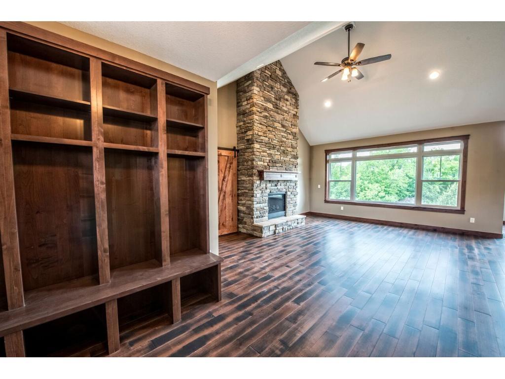 906 Chippewa Path Hudson, WI 54016 - Photo 5 of 18 Gallery Image 5