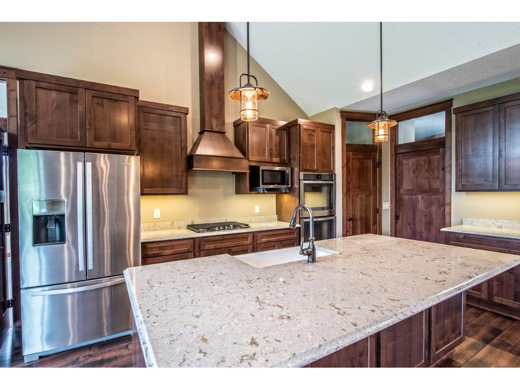 906 Chippewa Path Hudson, WI 54016 - Photo 7 of 18 Gallery Image 7