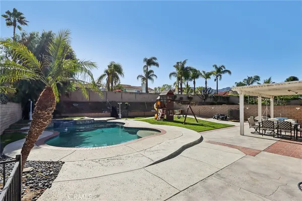 $5,300 | 1278 Millbrook Road, Corona, CA 92882