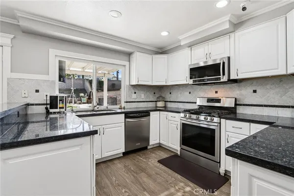 $5,300 | 1278 Millbrook Road, Corona, CA 92882