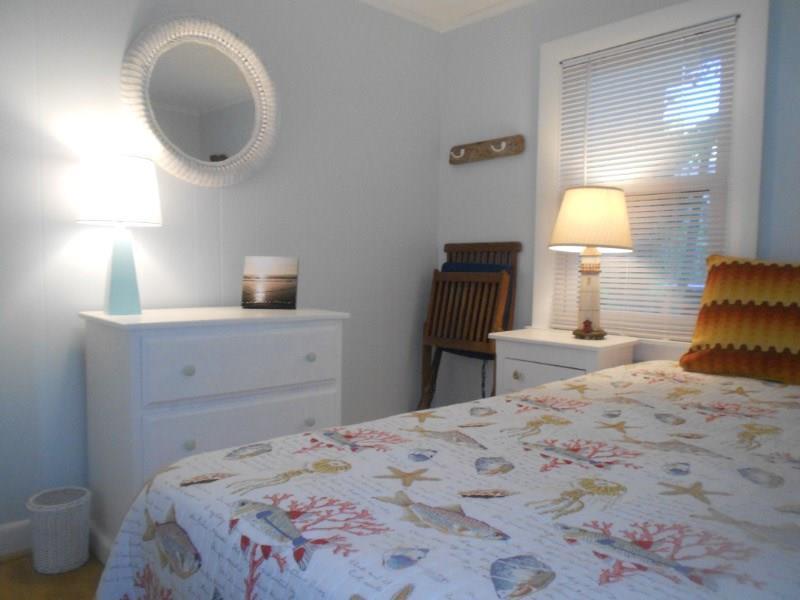 16 Pine Hill Road South Cape Neddick, ME 03902 - Photo 5 of 19 Front Bedroom