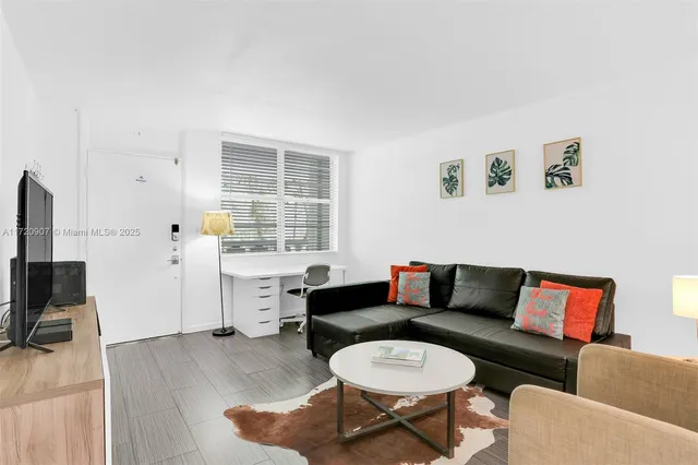 $315,000 | 1732 Meridian Avenue, Unit 202, Miami Beach, FL 33139