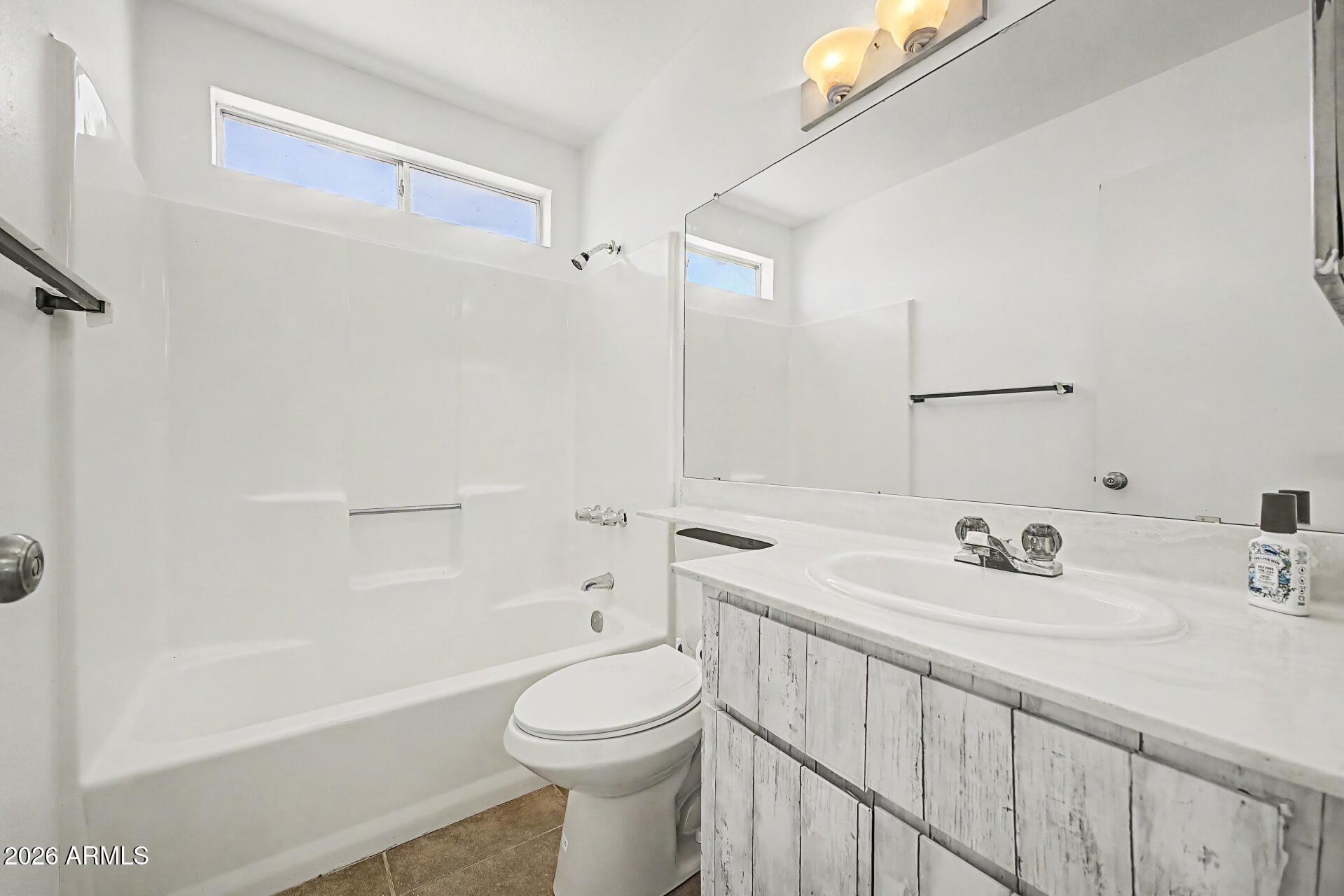 926 West Apollo Avenue Tempe, AZ 85283 - Photo 25 of 45 24 Apollo
