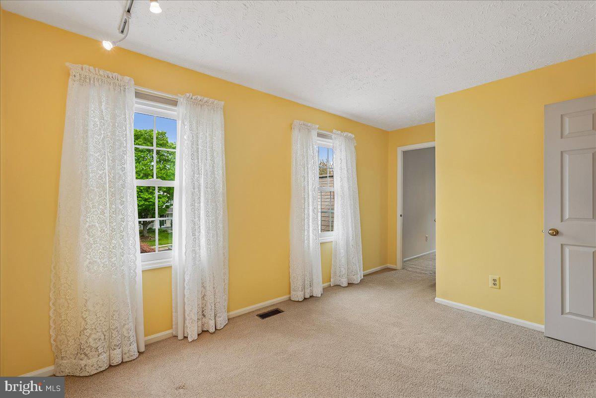 12651 Thunder Chase Drive Reston, VA 20191 - Photo 33 of 60