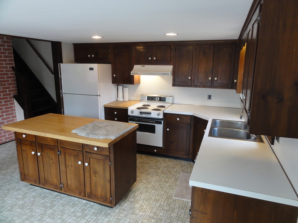 56 Concord Road Acton, MA 01720 - Photo 11 of 29 Gallery Image 11