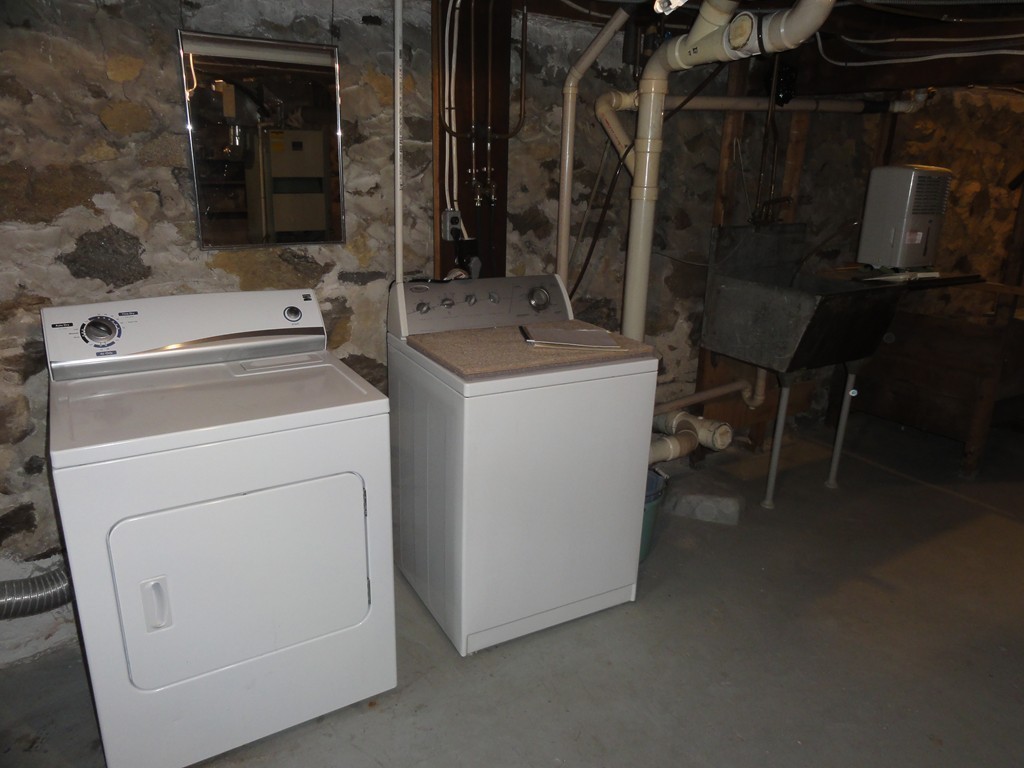 56 Concord Road Acton, MA 01720 - Photo 18 of 29 Gallery Image 18