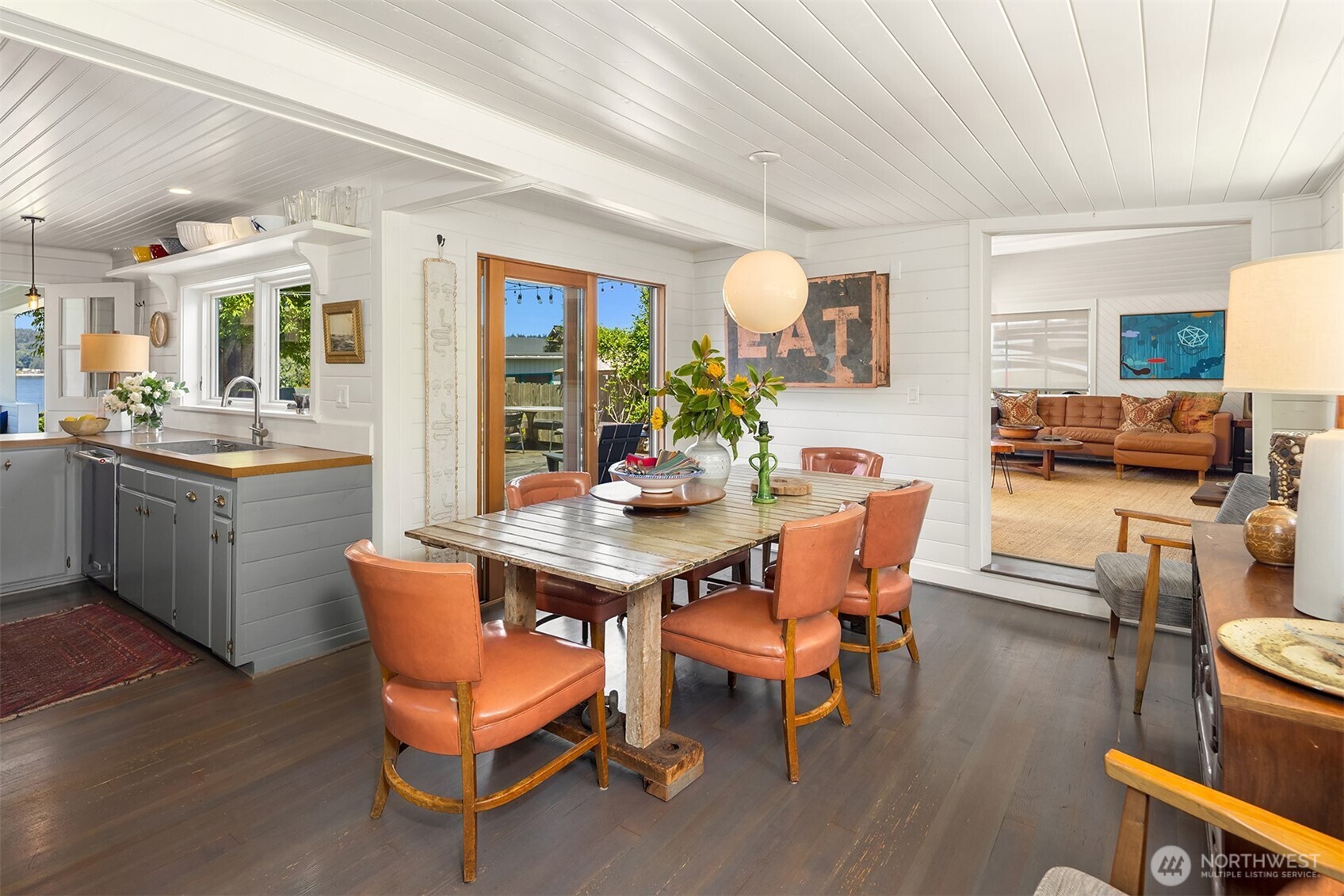 10050 Southwest Dock Street Vashon, WA 98070 - Photo 19 of 40