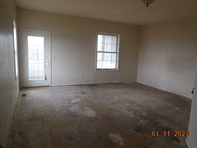 2008 Ridge Creek Drive Bloomington, IL 61705 - Photo 7 of 14 an empty room with windows