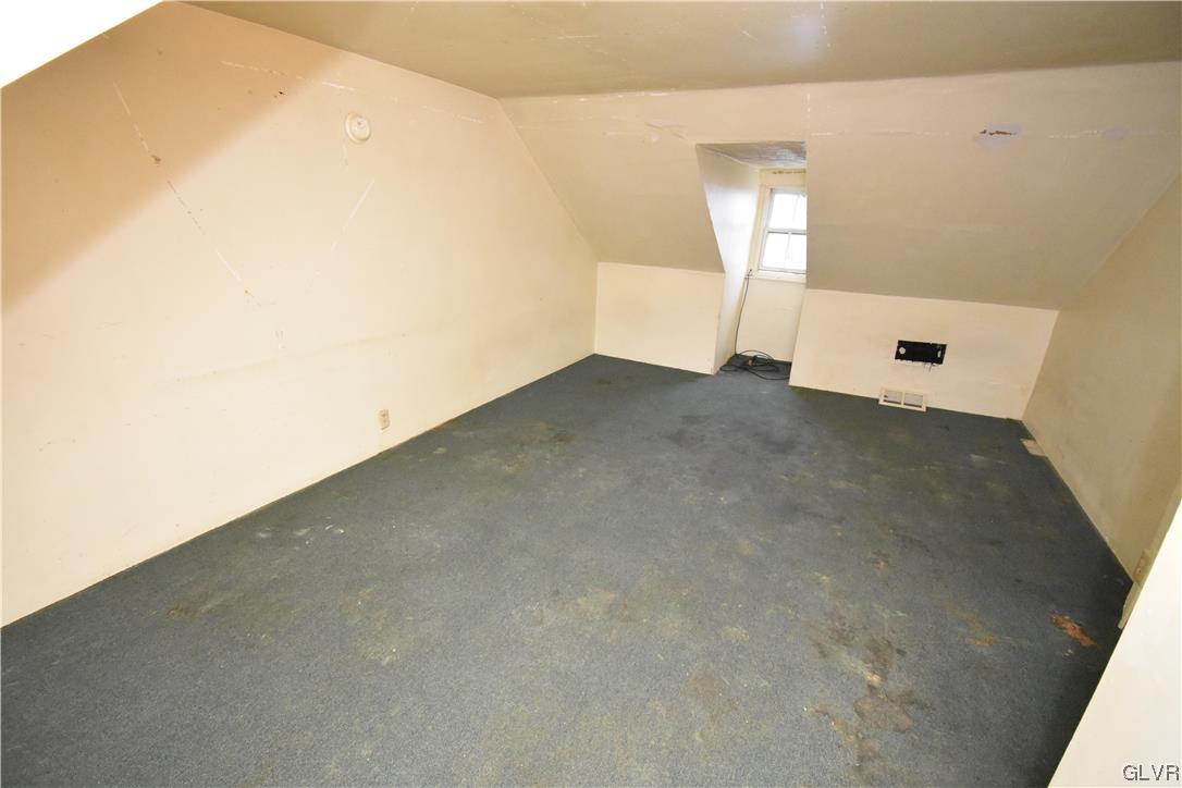 43 South Warren Street Easton, PA 18042 - Photo 13 of 13 a view of empty room