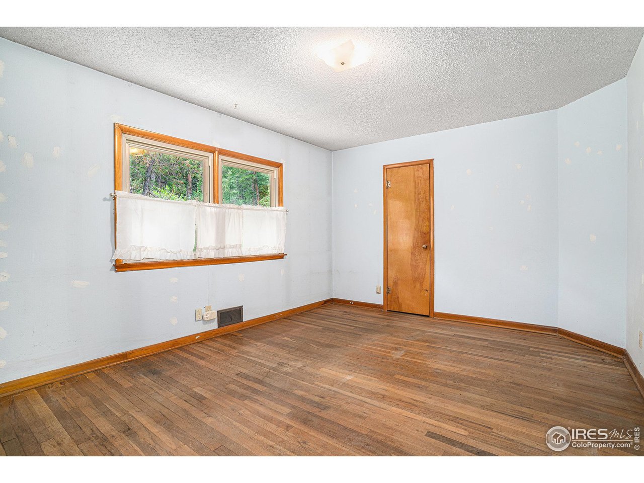143 Waltonia Road Drake, CO 80515 - Photo 17 of 33