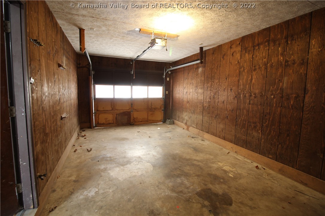 204 Robin Road Elkview, WV 25071 - Photo 21 of 27 Gallery Image 21