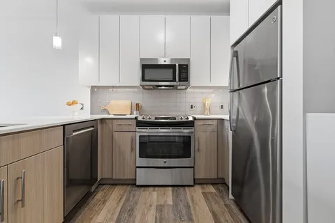 $698,000 | 180 Telford Street, Unit 617, Boston, MA 02135