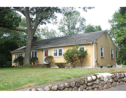 21 Anna Road Woburn, MA 01801 - Photo 3 of 24