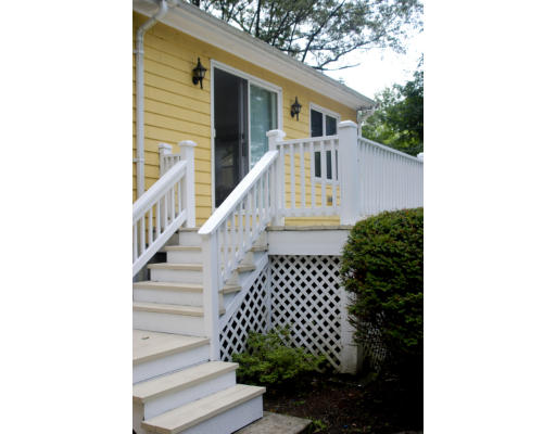 21 Anna Road Woburn, MA 01801 - Photo 5 of 24