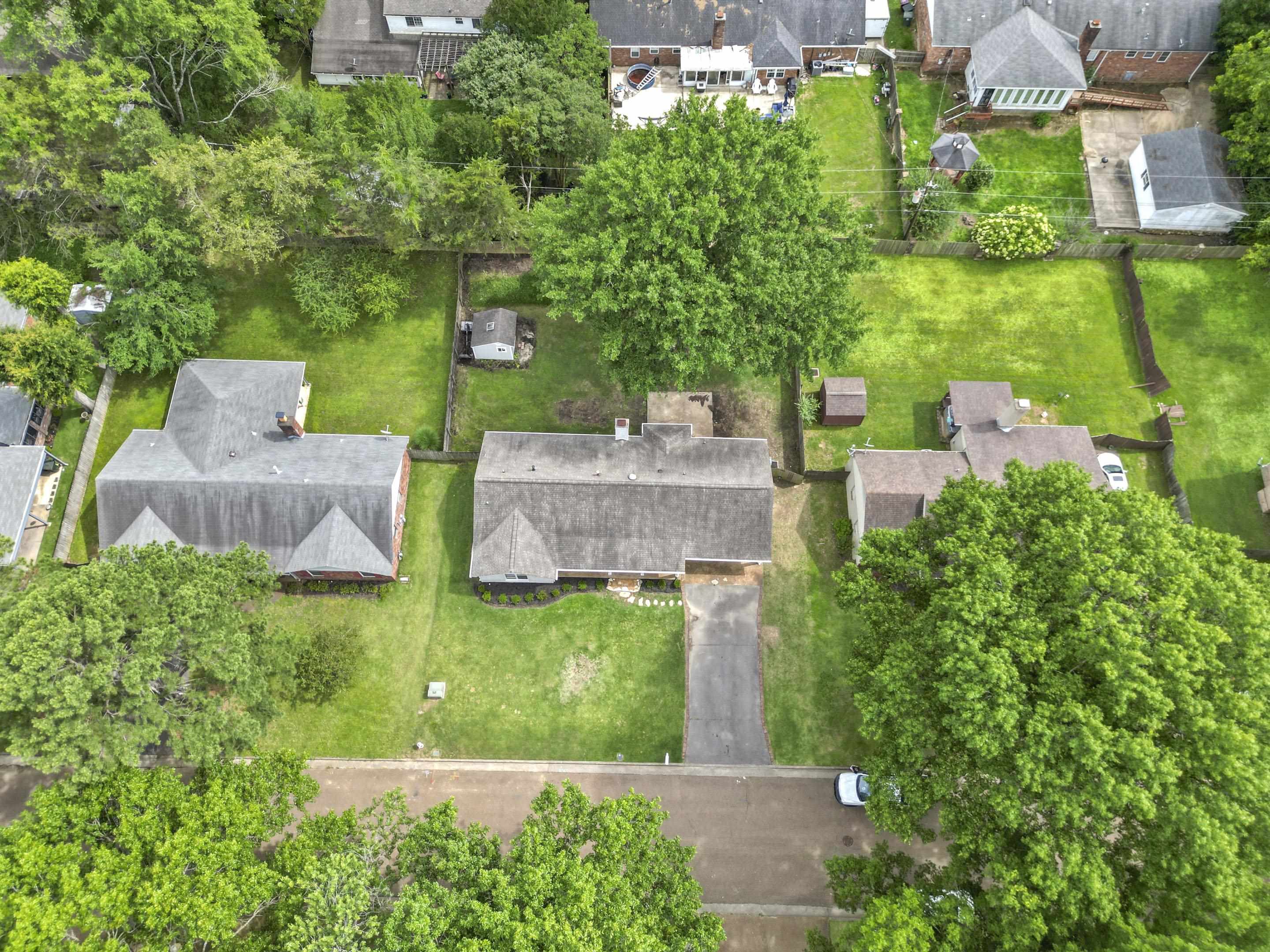 499 Duscoe Street Collierville, TN 38017 - Photo 35 of 38 an aerial view of residential house with outdoor space