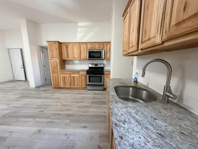 $3,500 | 124 Winfield Avenue, Unit 1, Jersey City, NJ 07305