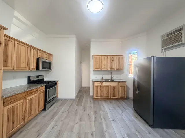 $3,500 | 124 Winfield Avenue, Unit 1, Jersey City, NJ 07305