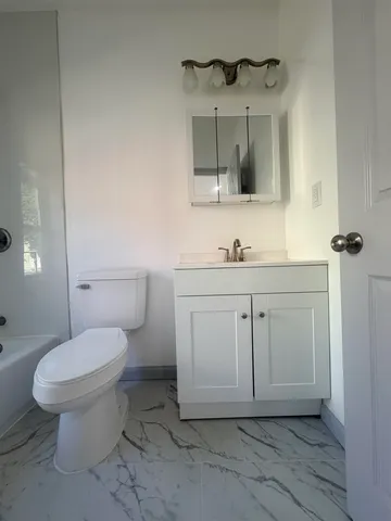 $3,500 | 124 Winfield Avenue, Unit 1, Jersey City, NJ 07305