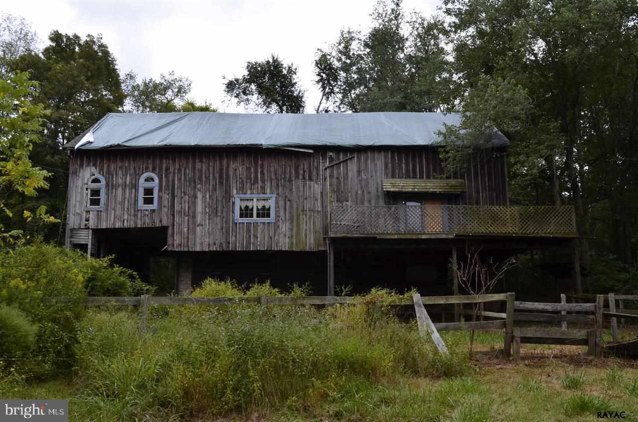 900 Snyder Corner Road Red Lion, PA 17356 - Photo 2 of 20