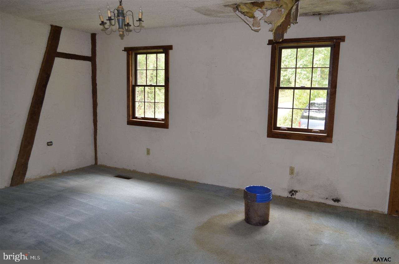 900 Snyder Corner Road Red Lion, PA 17356 - Photo 15 of 20