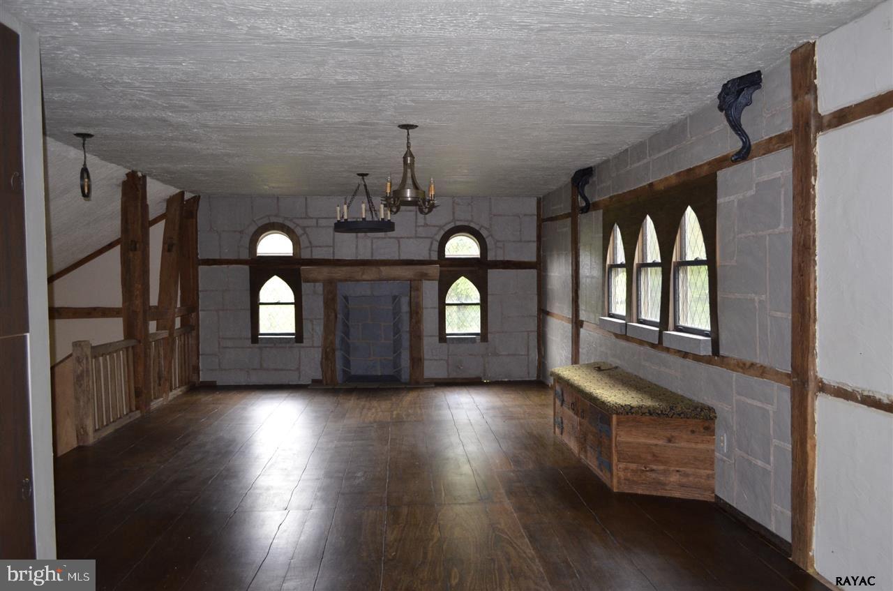 900 Snyder Corner Road Red Lion, PA 17356 - Photo 17 of 20