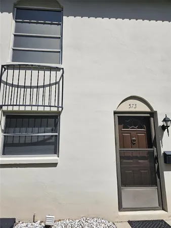 $2,000 | 2700 Bayshore Boulevard, Unit 2B, Dunedin, FL 34698