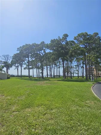 $2,000 | 2700 Bayshore Boulevard, Unit 2B, Dunedin, FL 34698