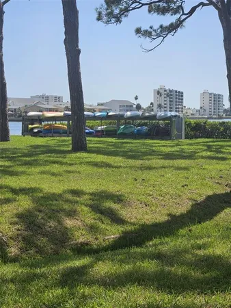 $2,000 | 2700 Bayshore Boulevard, Unit 2B, Dunedin, FL 34698