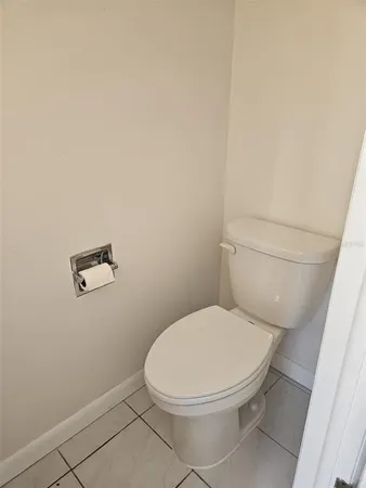 $2,000 | 2700 Bayshore Boulevard, Unit 2B, Dunedin, FL 34698