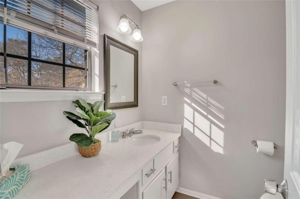 1200 Falling Water Drive Smyrna, GA 30080 - Photo 9 of 23