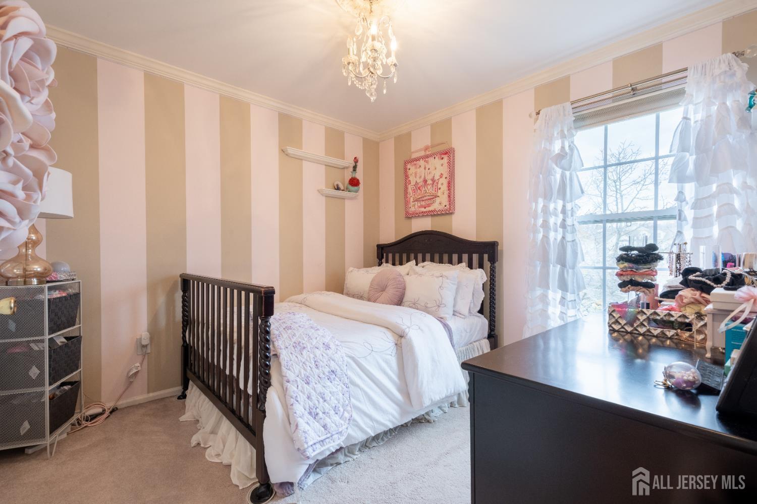2008 Ridgeview Court Sayreville, NJ 08859 - Photo 16 of 27 Gallery Image 16