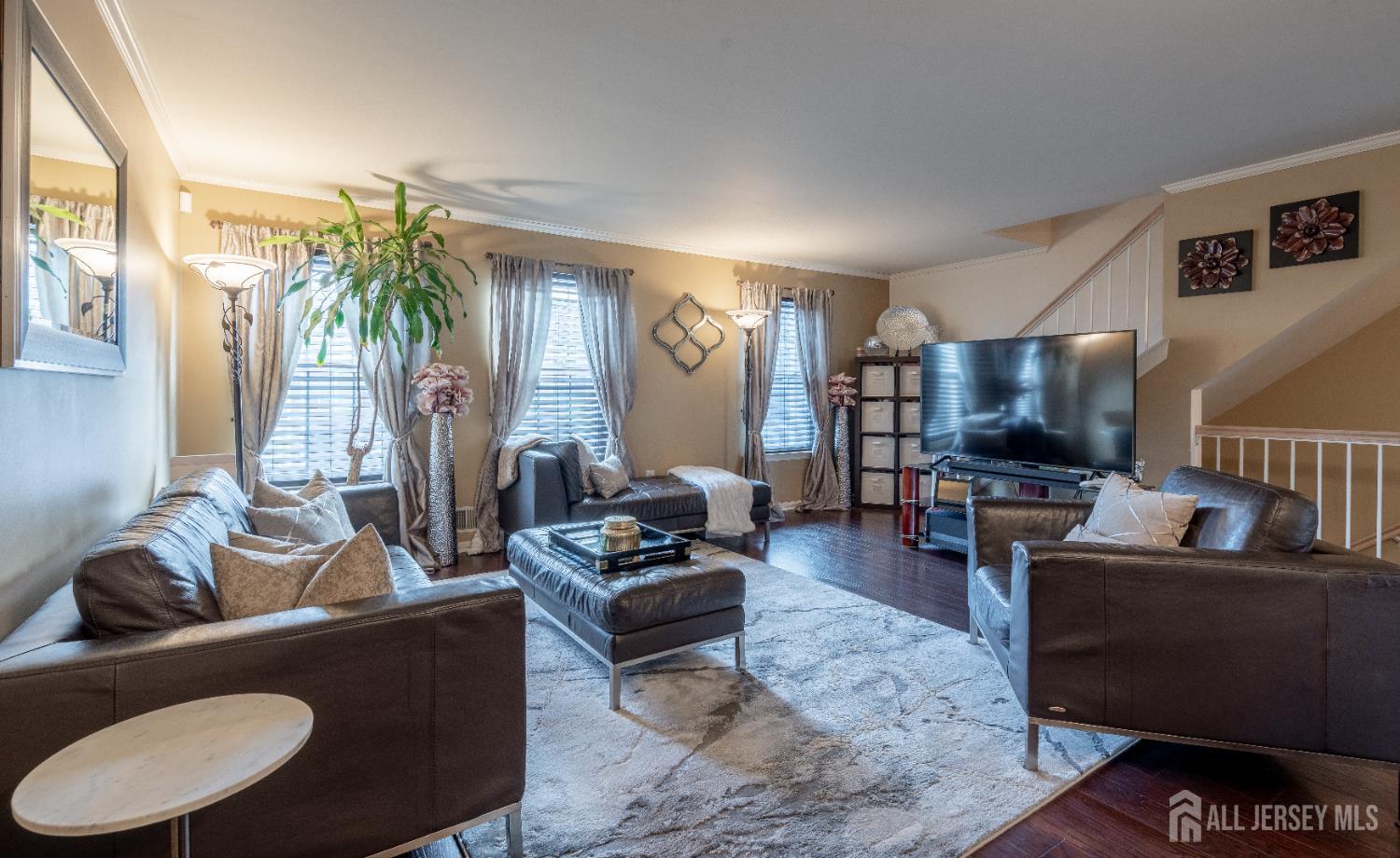 2008 Ridgeview Court Sayreville, NJ 08859 - Photo 7 of 27 Gallery Image 7