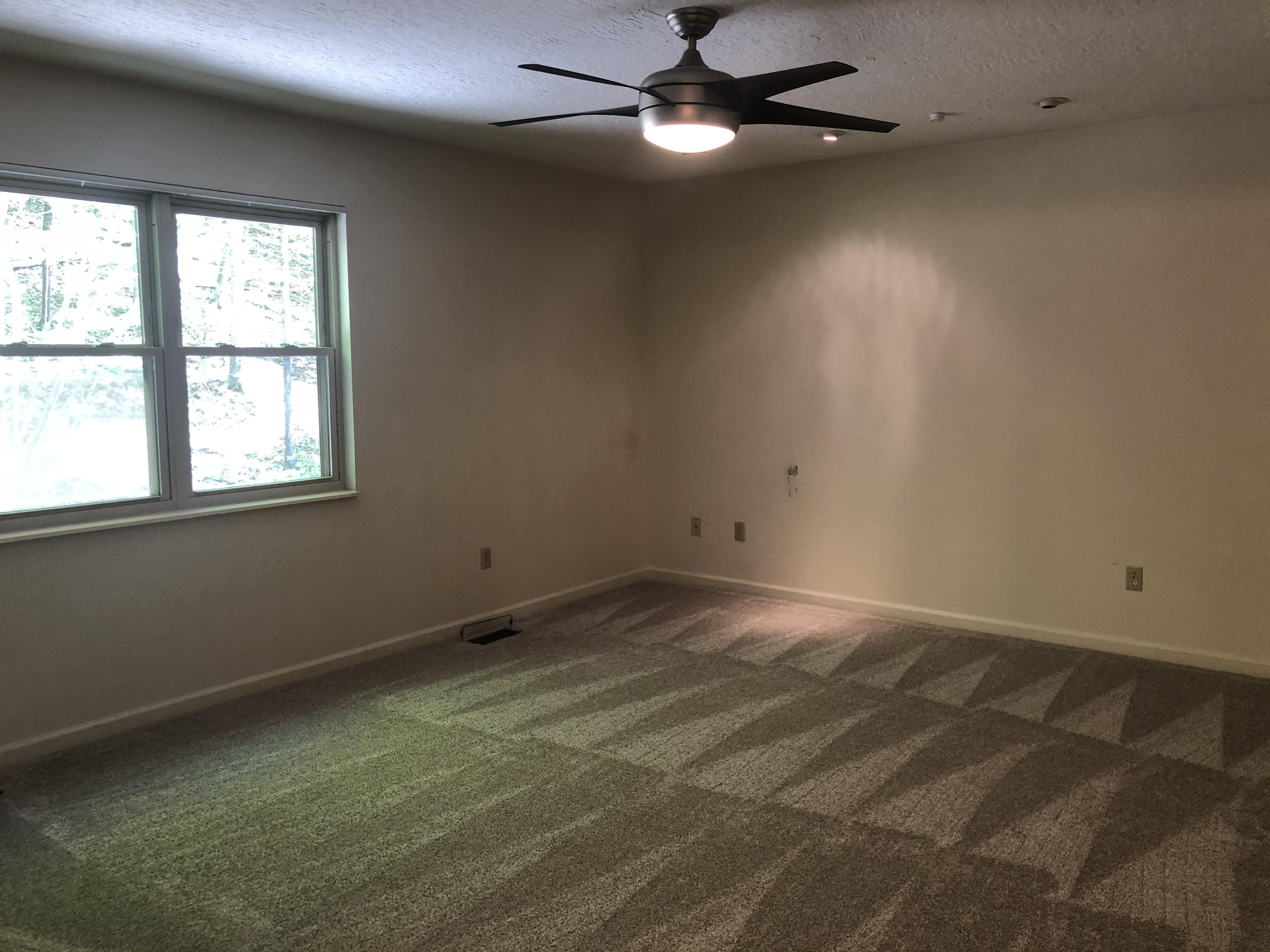 104 Greywood Place Oak Ridge, TN 37830 - Photo 11 of 18 Spacious Owner's Suite