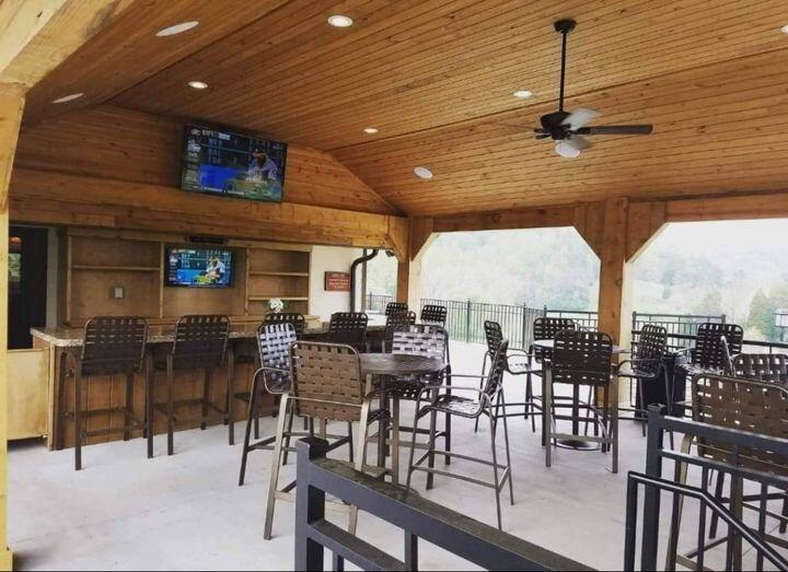 104 Greywood Place Oak Ridge, TN 37830 - Photo 17 of 18 Clubhouse