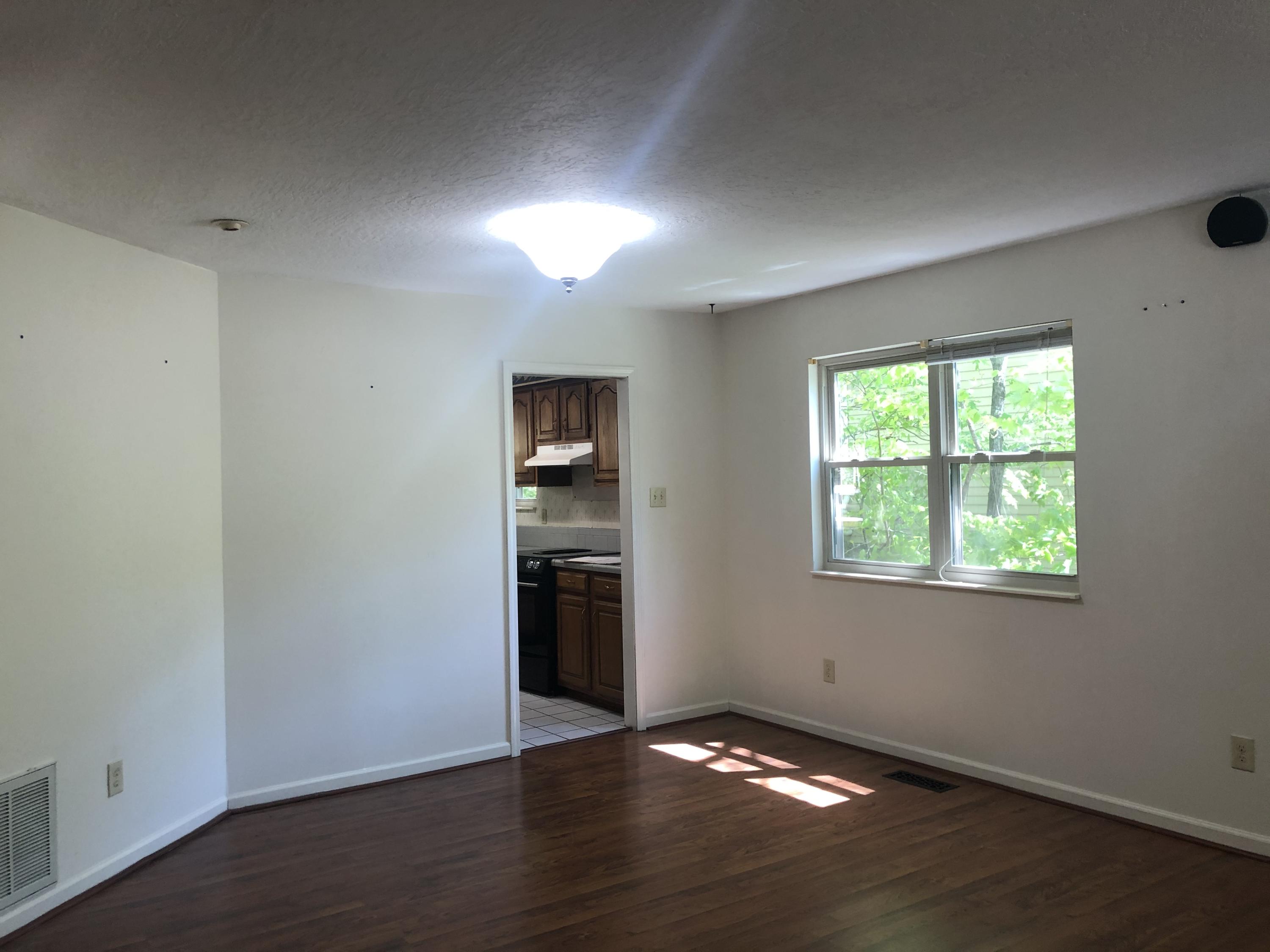 104 Greywood Place Oak Ridge, TN 37830 - Photo 7 of 18 Dining Area