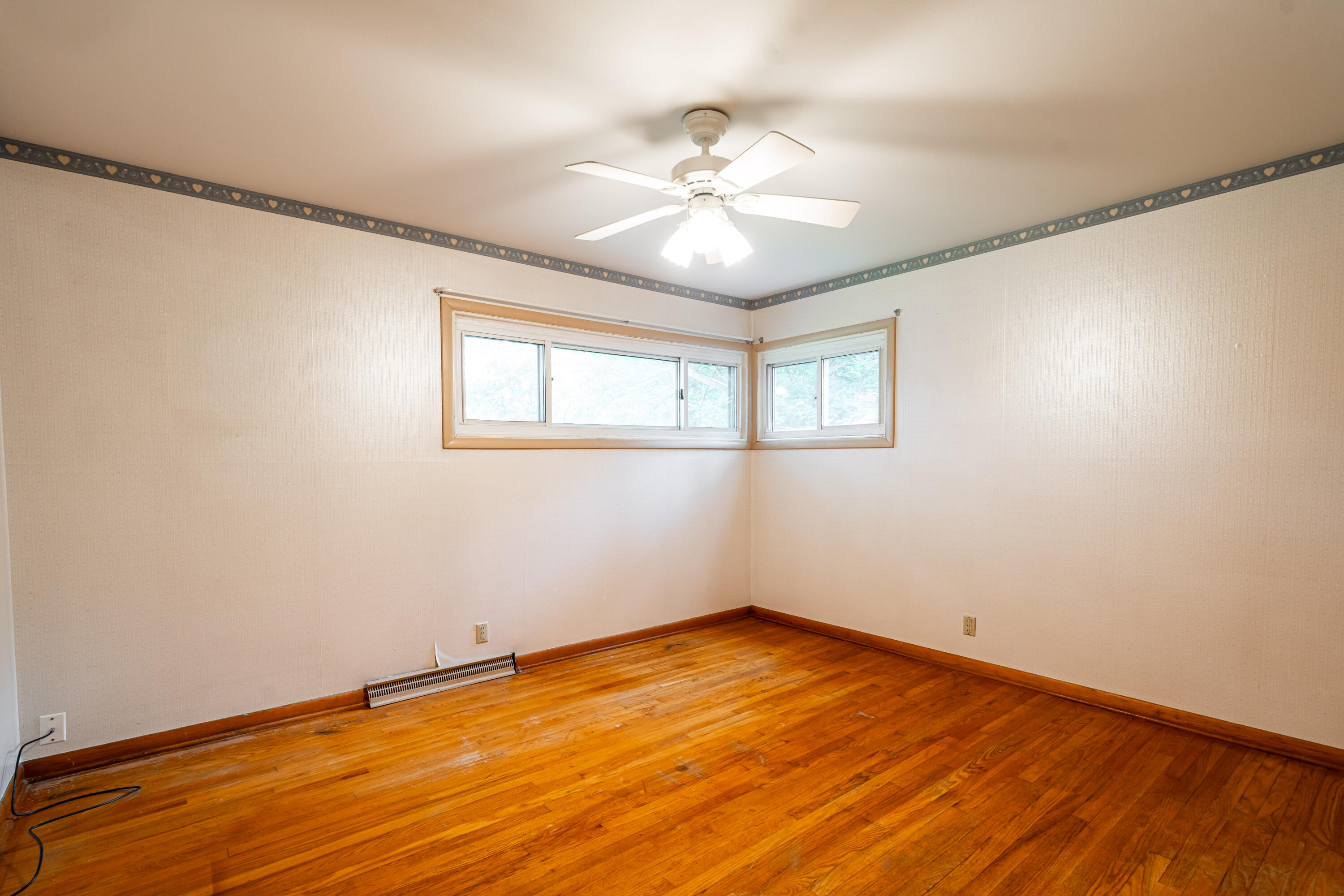 5833 West Calumet Road Milwaukee, WI 53223 - Photo 9 of 16 Primary