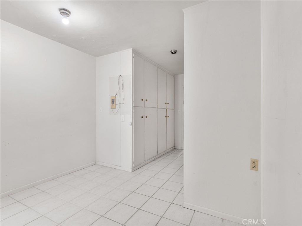 2973 Flanders Road Riverside, CA 92507 - Photo 26 of 55