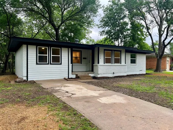 $1,970 | 11220 Visalia Drive, Dallas, TX 75228
