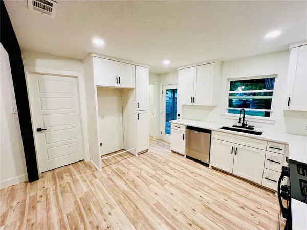 $1,970 | 11220 Visalia Drive, Dallas, TX 75228