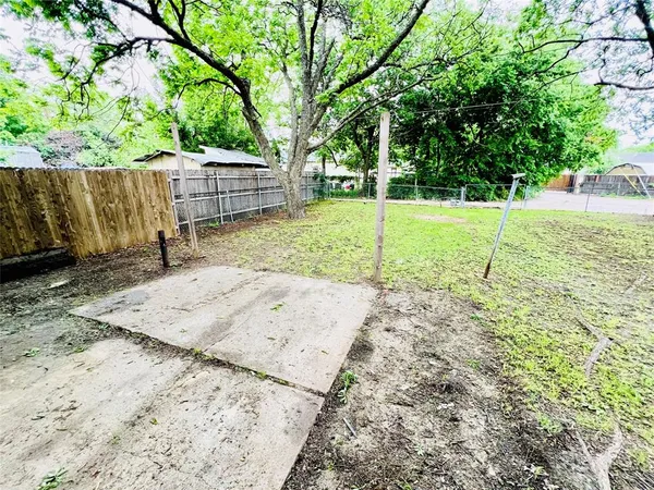 $1,970 | 11220 Visalia Drive, Dallas, TX 75228