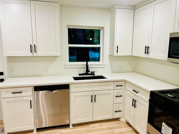 $1,970 | 11220 Visalia Drive, Dallas, TX 75228