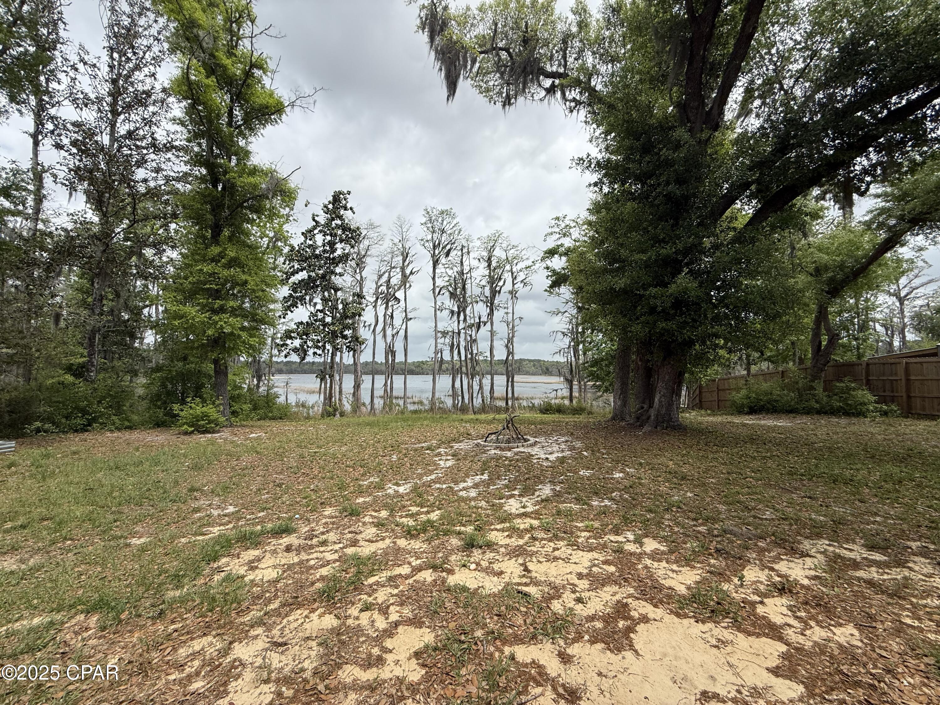 3034 Paradise Lakes Road Vernon, FL 32462 - Photo 8 of 48