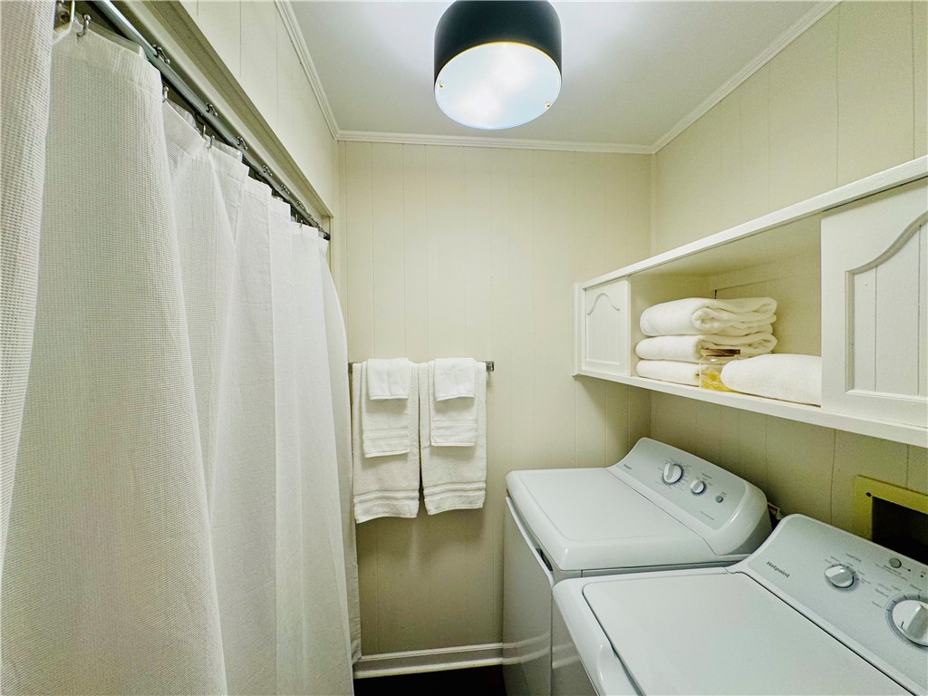 4115 Liberty Highway Anderson, SC 29621 - Photo 20 of 34 Laundry Shower Area in Bathroom Staged