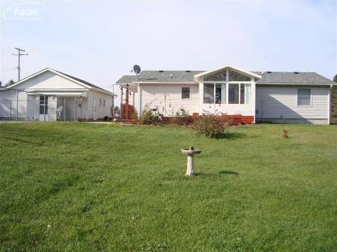 7015 Oak Road Vassar, MI 48768 - Photo 14 of 19 20226151-13.JPG