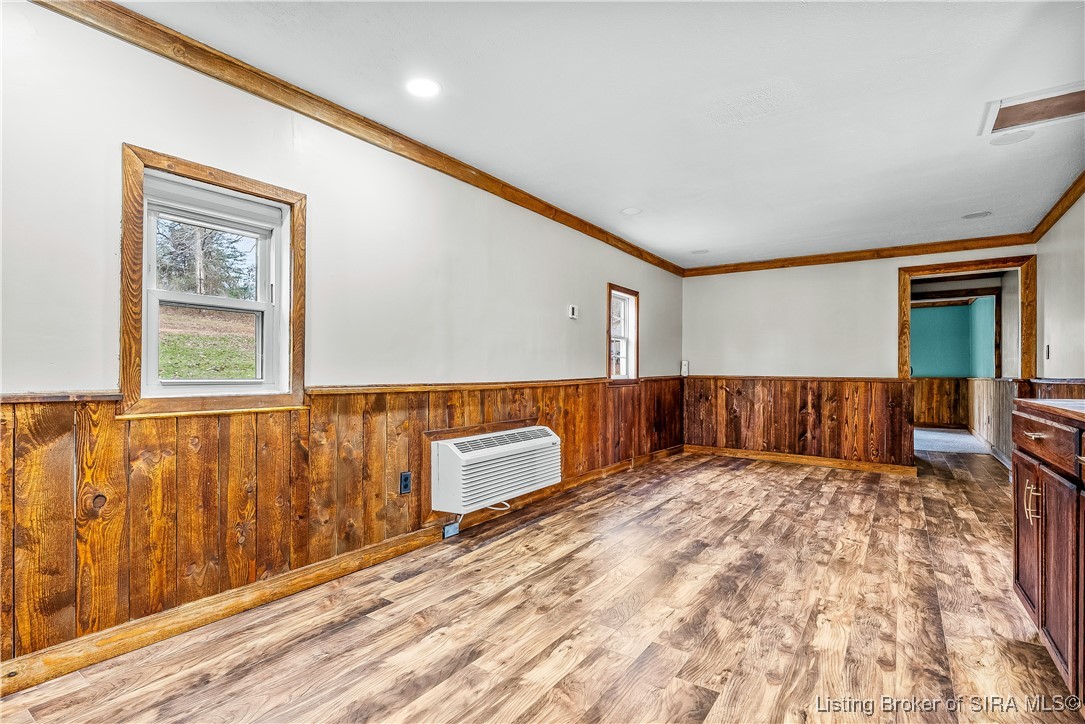 4665 South Mt Zion Church Road Pekin, IN 47165 - Photo 5 of 32