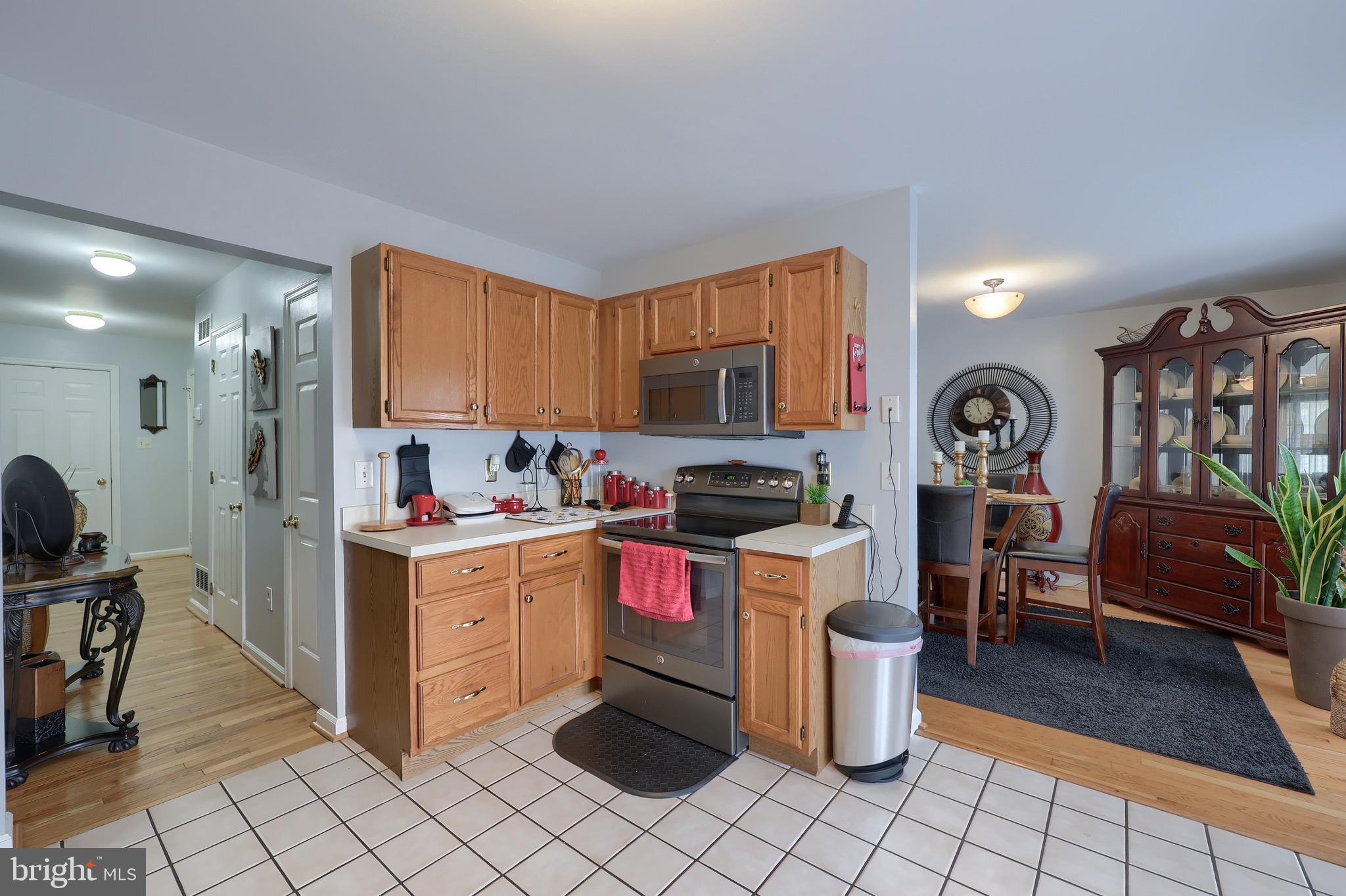 6 Greythorne Road Lancaster, PA 17603 - Photo 16 of 38 Gallery Image 16