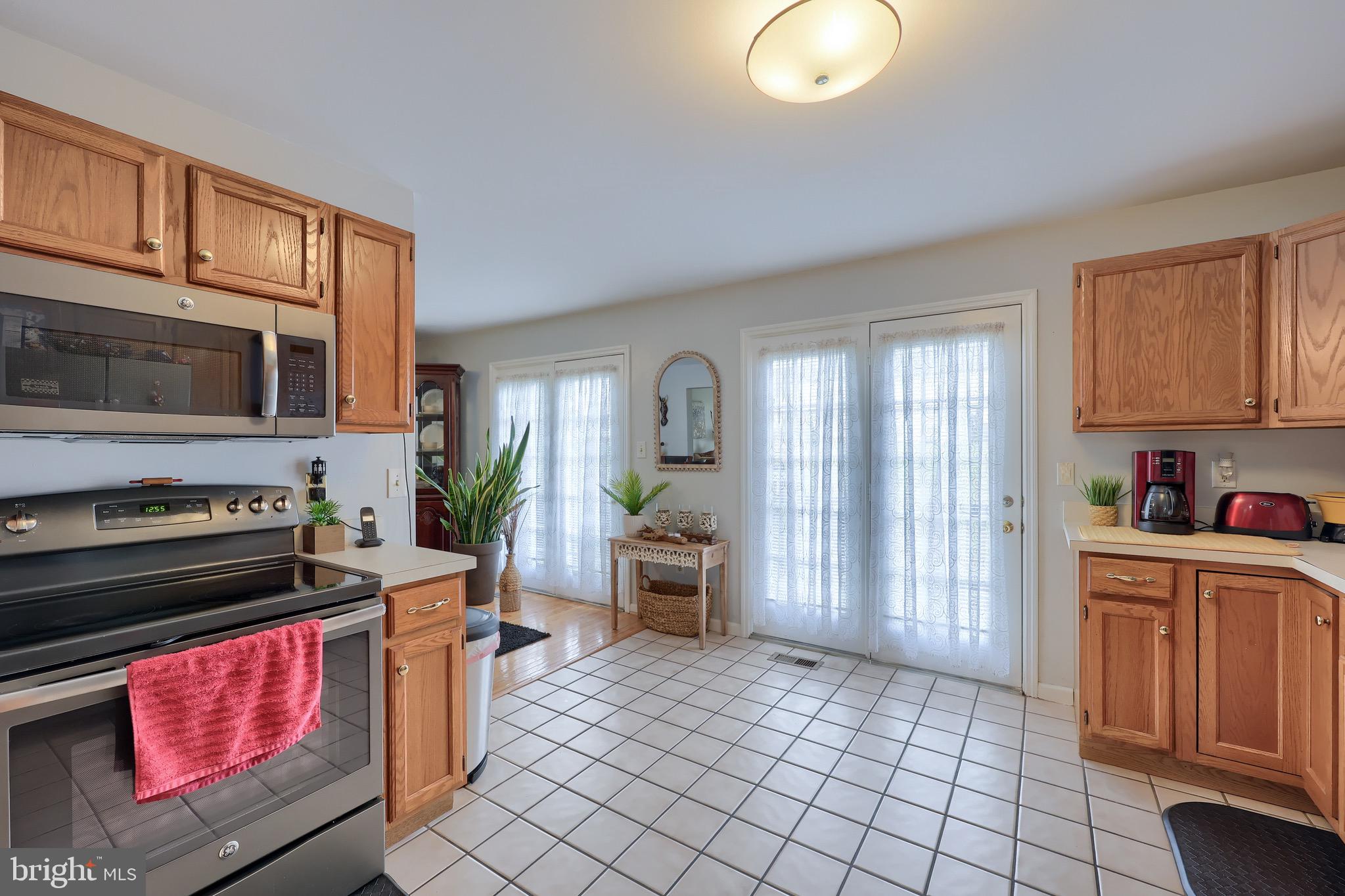 6 Greythorne Road Lancaster, PA 17603 - Photo 17 of 38 Gallery Image 17