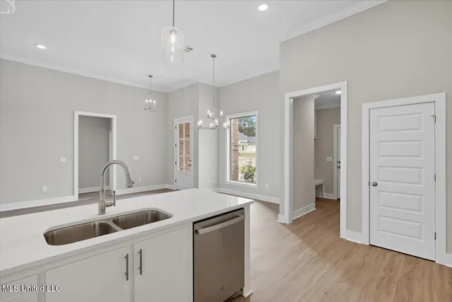 $409,900 | 917 Brunswick Court, Flowood, MS 39232