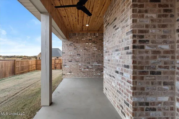 $409,900 | 917 Brunswick Court, Flowood, MS 39232