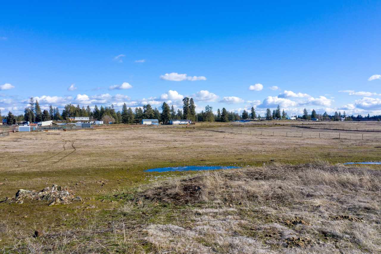 4328 South Abbott Road Spokane, WA 99224 - Photo 3 of 17